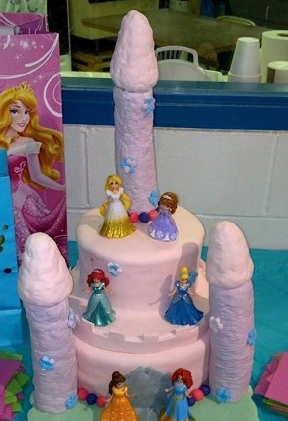 penis castle cake hilarious birthday cake fails 2