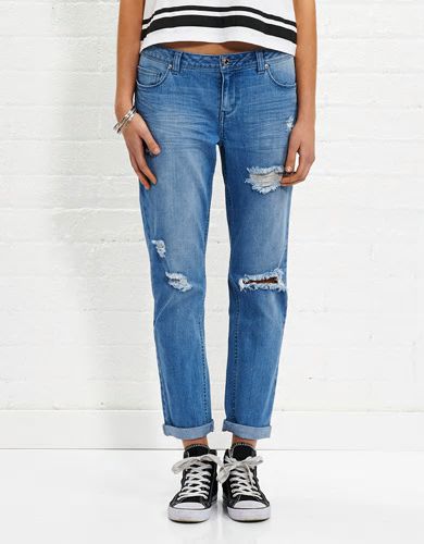 3 Styles of Jeans Every Mum Should Own - Mum's Lounge