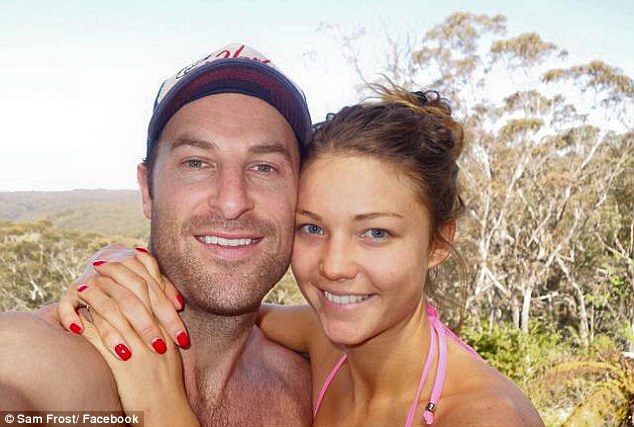 2DC0A90800000578-3292921-Large_gifts_The_Bachelorette_s_Sasha_Mielczarek_has_showed_off_h-a-56_1446009642532