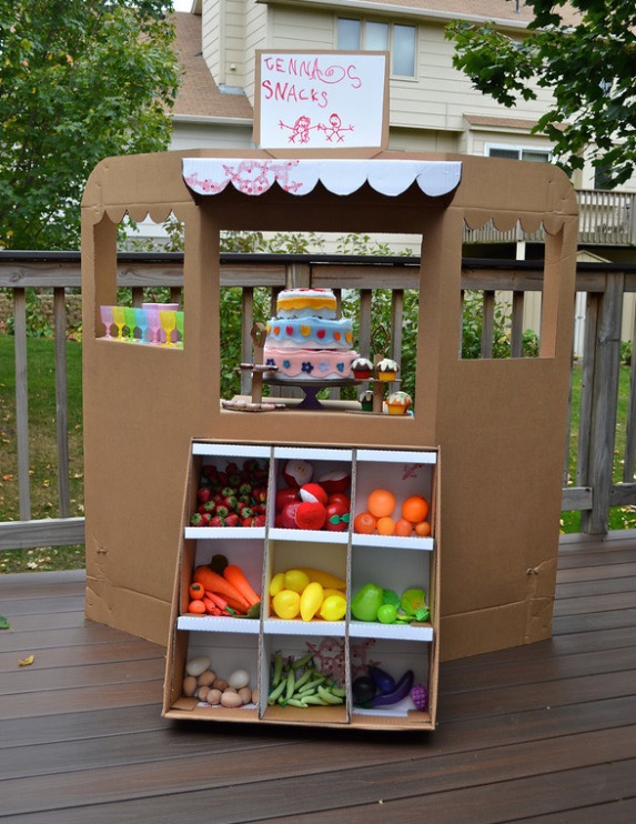 10 0_Awesome_Ways_to_Repurpose_Cardboard_Boxes_for_Imaginative_Play_-_Make_It_Fake_It_Bake_It