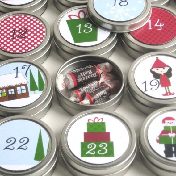Tin Magnets Christmas Advent Calendar