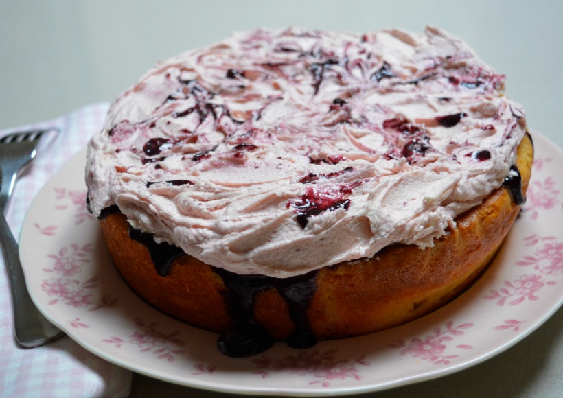 blueberry-poke-cake-12