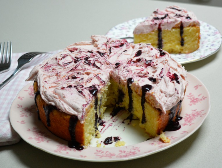 blueberry-poke-cake-9