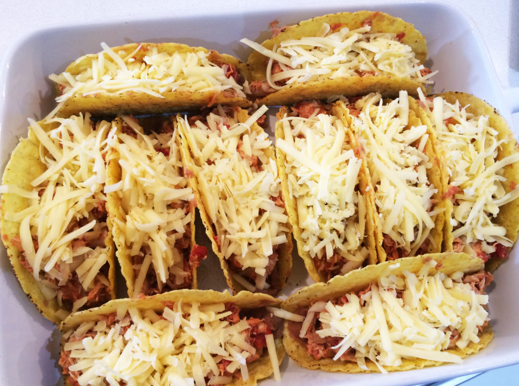 easy-oven-baked-chicken-tacos