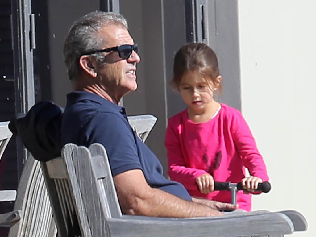Is Belle Gibson Mel Gibson's Daughter